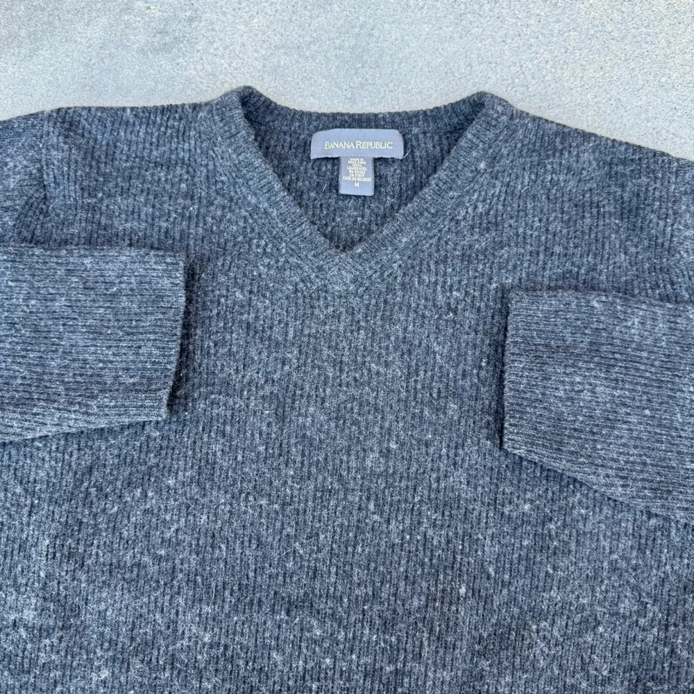 Banana Republic Men Charcoal Gray 100% Lambswool Ribbed V-Neck Sweater Medium